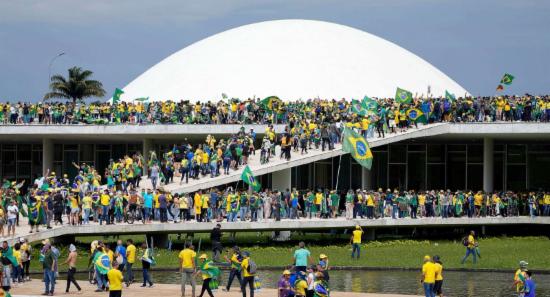 BREAKING: Brazilian police retake Congress, Presidential Palace and Supreme Court buildings stormed by rioters